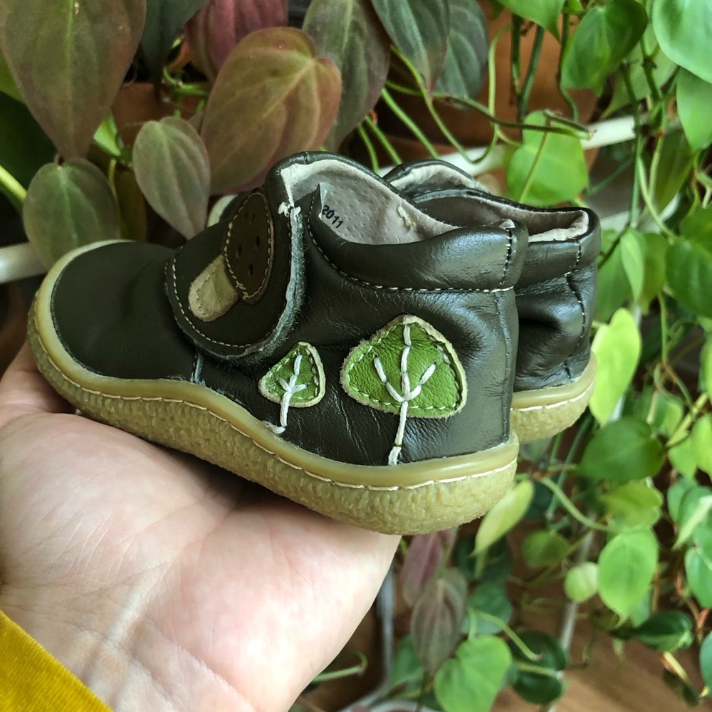 Livie and Luca Mushroom Leather Boots Rubber Sole Toddler size 5 - Picture 6 of 8